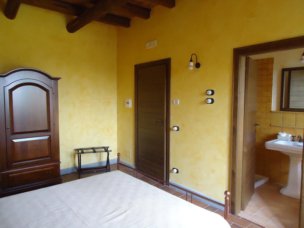 Agrituirsmo Masseria Campierti Falciano del Massico Quarto foto